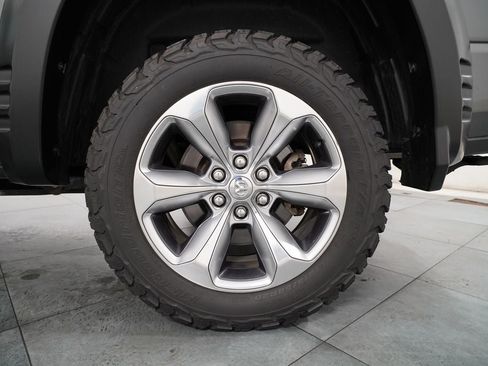Used 2021 RAM 1500 Limited AWD/4WD image 29