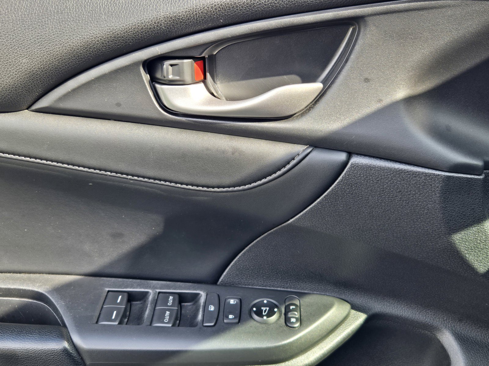 Used 2019 Honda Insight Touring image 26