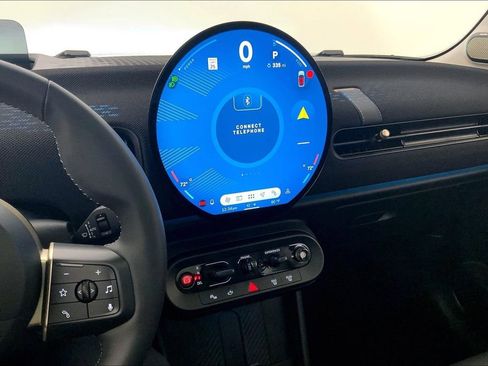 Certified 2025 MINI Cooper S image 5