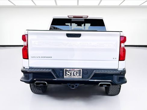 Used 2024 Chevrolet Silverado 1500 LT Trail Boss w/ Convenience Package II AWD/4WD image 5