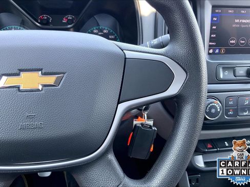 Used 2020 Chevrolet Colorado W/T w/ WT Convenience Package AWD/4WD image 25