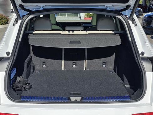 New 2025 Audi Q5 Premium image 8