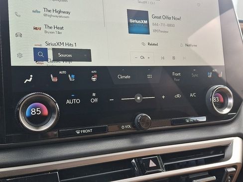 Used 2023 Lexus RX 350 350 Premium image 17