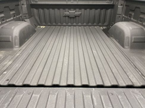 Used 2019 Chevrolet Silverado 1500 LTZ w/ LTZ Premium Package AWD/4WD image 26