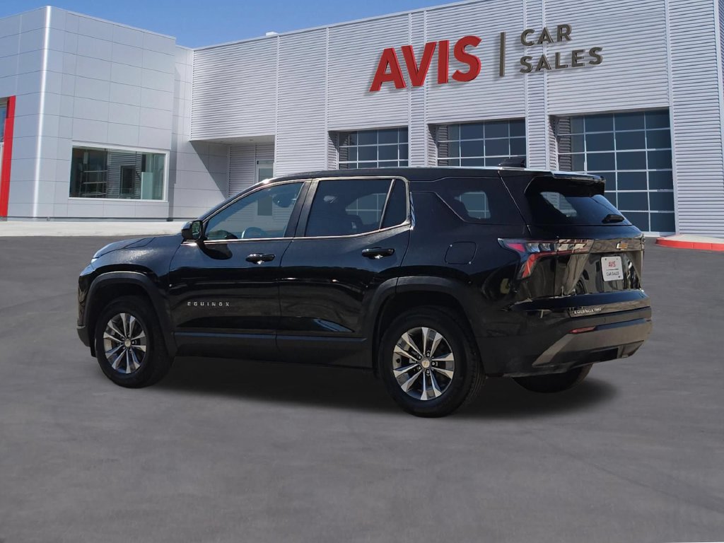Used 2026 Chevrolet Equinox LT AWD/4WD image 9