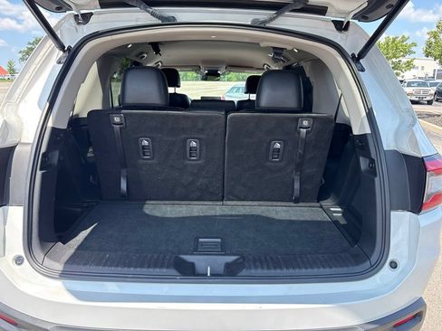 Used 2023 Honda Pilot EX-L image 9