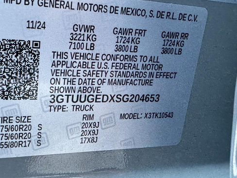 Used 2025 GMC Sierra 1500 Denali w/ Technology Package AWD/4WD image 27