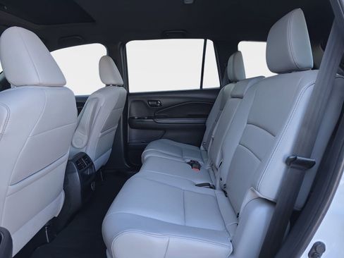 Certified 2023 Honda Passport EX-L image 14