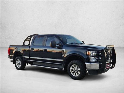 Used 2021 Ford F250 XL w/ STX Appearance Package image 3