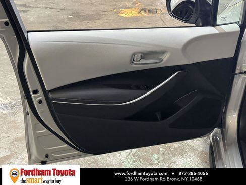 Used 2024 Toyota Corolla SE FWD image 16
