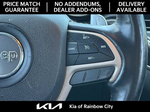 Used 2017 Jeep Grand Cherokee Limited AWD/4WD image 24