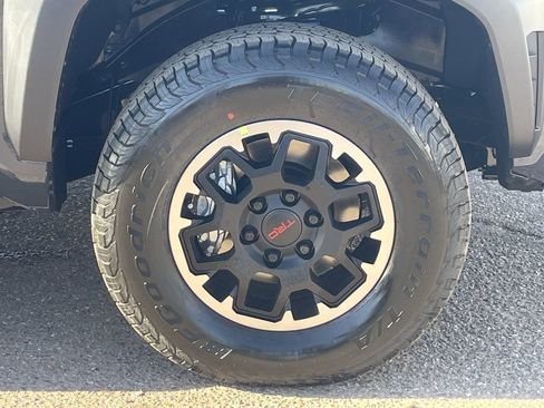 New 2026 Toyota Tacoma TRD Off-Road image 9