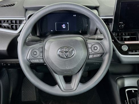Used 2026 Toyota Corolla LE image 18