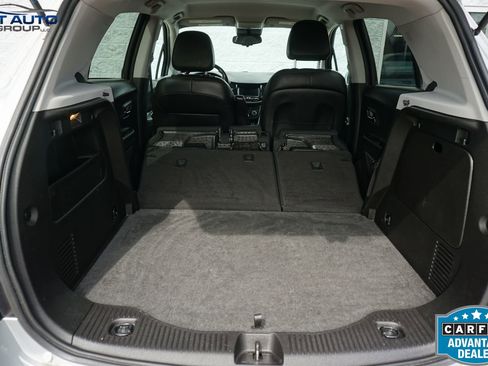 Used 2020 Chevrolet Trax LT w/ LT Convenience Package image 19