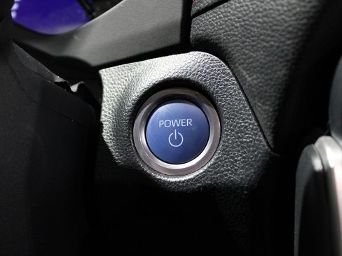 Used 2022 Toyota RAV4 SE w/ Weather & Moonroof Package AWD/4WD image 29