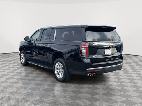 Used 2024 Chevrolet Suburban Premier AWD/4WD image 7