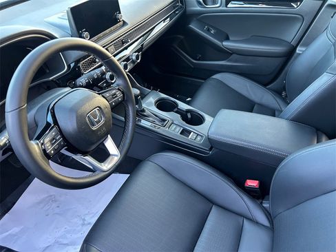 Used 2023 Honda Civic EX-L image 11