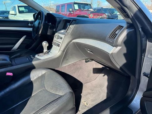Used 2009 INFINITI G37 x Coupe w/ Premium Pkg image 15