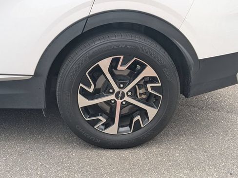 Certified 2024 Kia Sportage EX FWD image 10