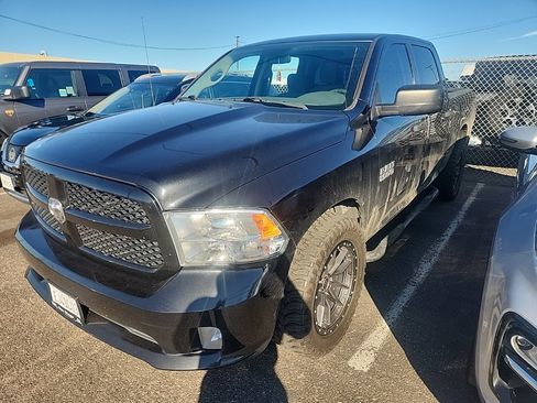 Used 2018 RAM 1500 Express image 3
