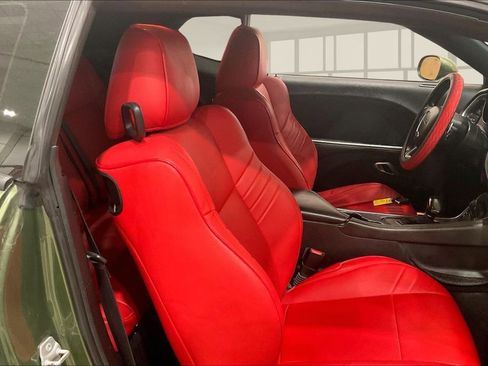 Used 2019 Dodge Challenger R/T Scat Pack w/ Stars & Stripes Edition image 7