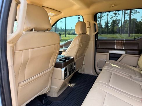 Used 2020 Ford F150 Lariat w/ Equipment Group 502A Luxury AWD/4WD image 25