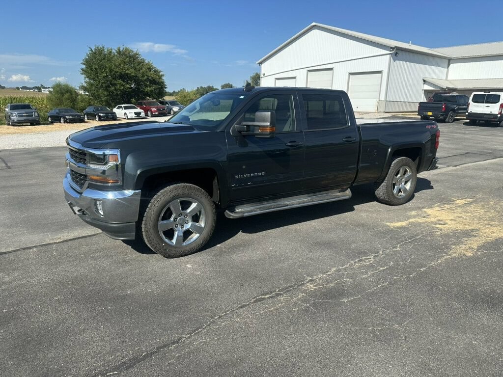 Used 2017 Chevrolet Silverado 1500 LT w/ All Star Edition AWD/4WD image 1