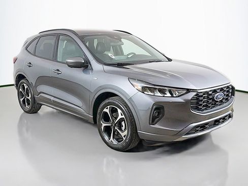 Used 2024 Ford Escape ST-Line Select w/ Tech Pack #2 AWD/4WD image 2