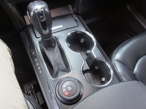 Used 2019 Ford Explorer XLT w/ Equipment Group 202A image 43