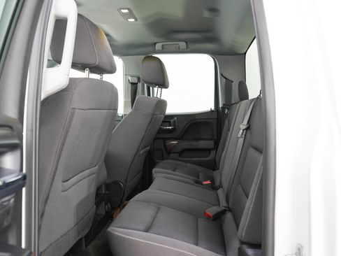 Used 2018 GMC Sierra 1500 SLE AWD/4WD image 15