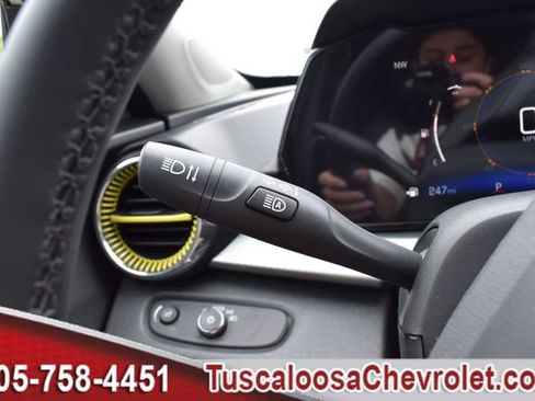 New 2025 Chevrolet Trax LT w/ Driver Confidence Package image 21