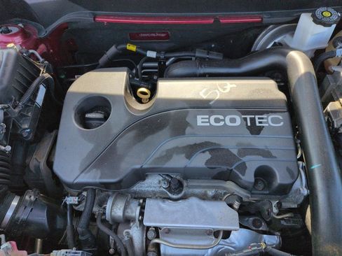 Used 2021 Chevrolet Equinox LT FWD image 35