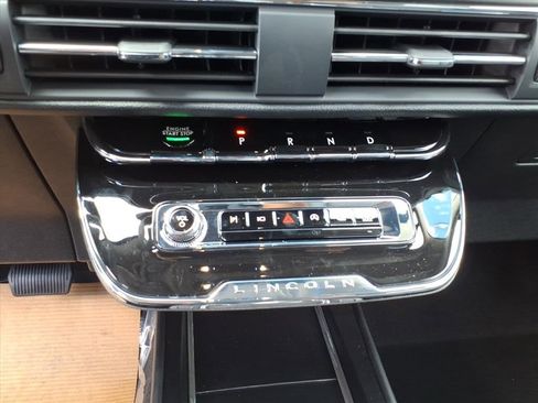 New 2025 Lincoln Corsair AWD image 20