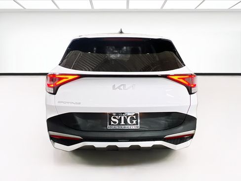 Used 2023 Kia Sportage EX FWD image 5