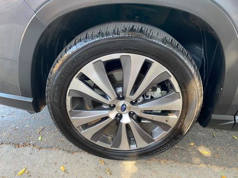 Used 2022 Subaru Ascent Limited AWD/4WD image 23