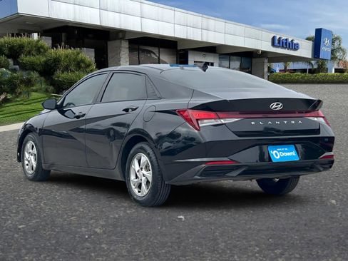 Used 2021 Hyundai Elantra SE image 6