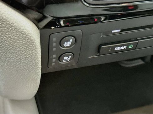 Used 2016 Honda Pilot Elite image 20