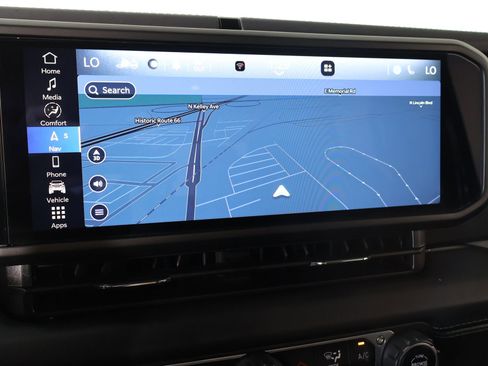 Used 2025 Jeep Gladiator Rubicon image 7