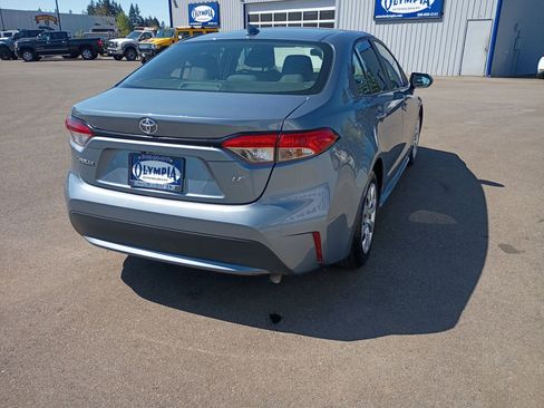 Used 2022 Toyota Corolla LE FWD image 13