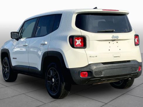 Used 2023 Jeep Renegade Latitude AWD/4WD image 12