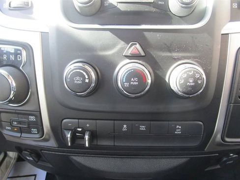 Used 2019 RAM 1500 Classic Warlock image 33