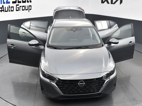 Used 2024 Nissan Sentra SV image 37