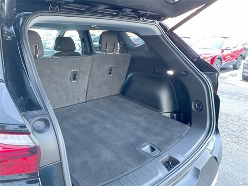 Used 2020 Chevrolet Blazer LT image 24