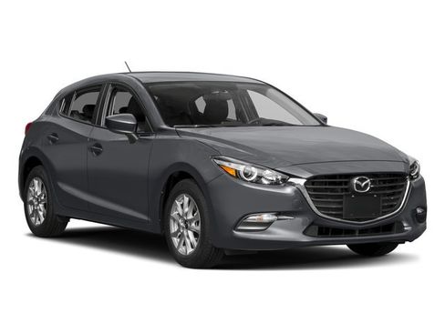 Used 2017 MAZDA MAZDA3 Sport FWD image 9