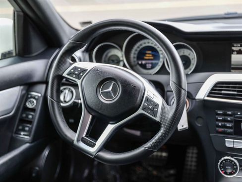 Used 2013 Mercedes-Benz C 250 Sedan image 20