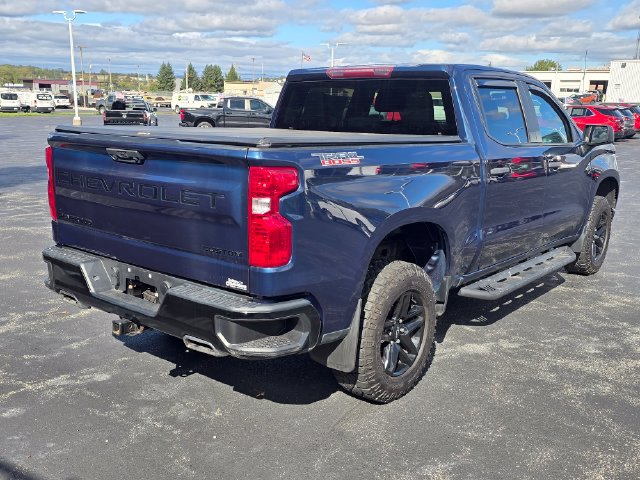 Used 2023 Chevrolet Silverado 1500 Custom Trail Boss w/ LPO, Dark Essentials Package AWD/4WD image 3
