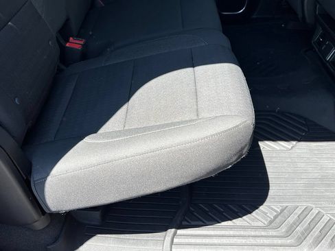 Certified 2022 Chevrolet Silverado 1500 RST AWD/4WD image 19