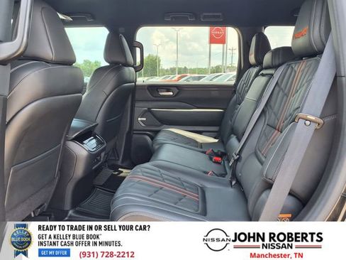 Used 2025 Nissan Armada PRO-4X AWD/4WD image 9