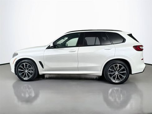 Used 2023 BMW X5 xDrive40i w/ M Sport Package AWD/4WD image 3