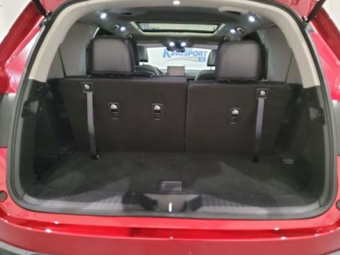 Certified 2025 Honda Pilot Touring image 13